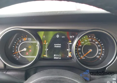 2021 Jeep Wrangler Unlimited Sport S 4X4 z USA, uszkodzony, nr VIN 1C4HJXDNXMW849540